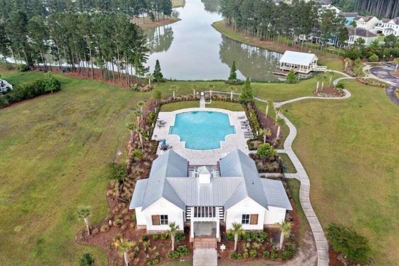 276 Calm Water Way Photo 81
