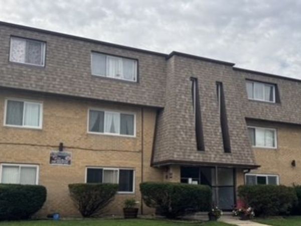 10440 Natoma Avenue , Unit 12, Chicago Ridge, IL 60415