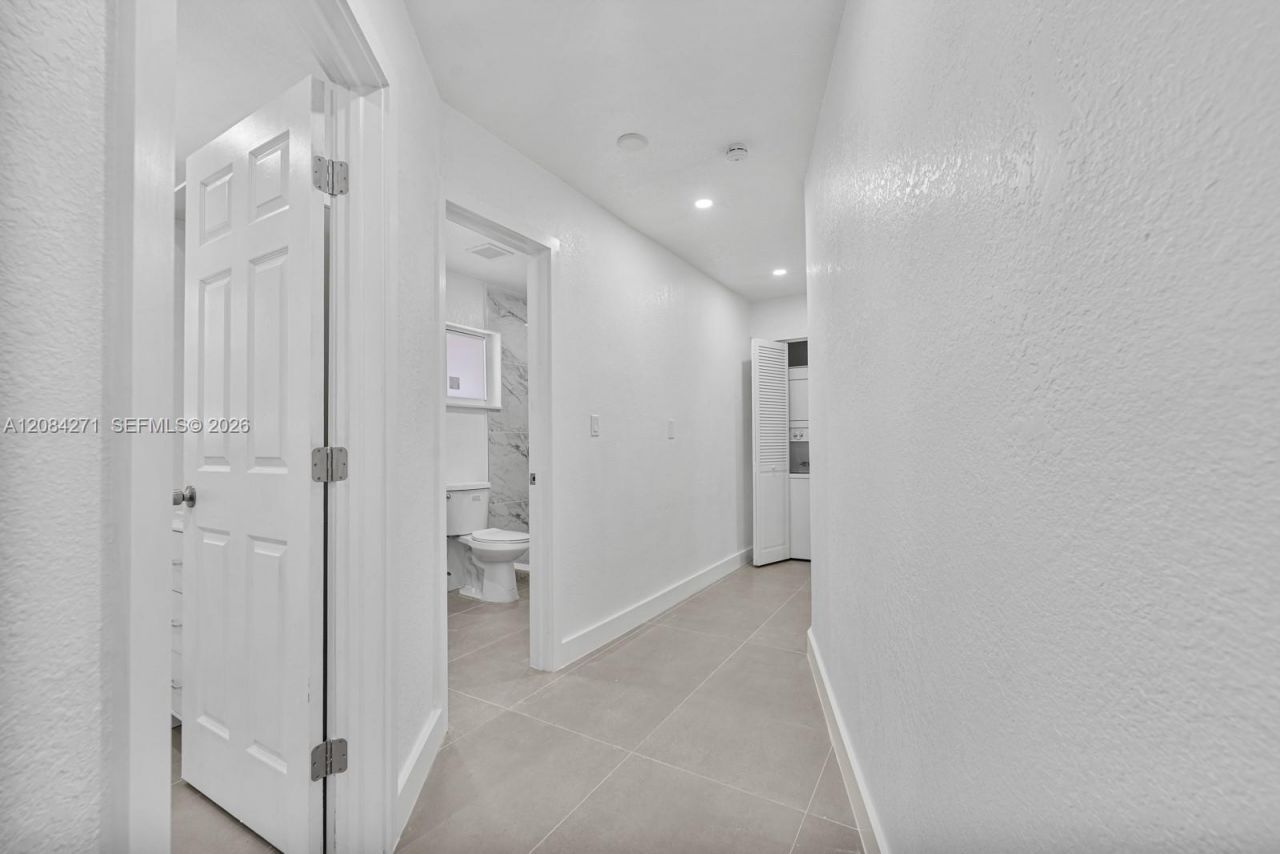 1849 NW 16th St , Unit B, Miami, FL 33125 Photo