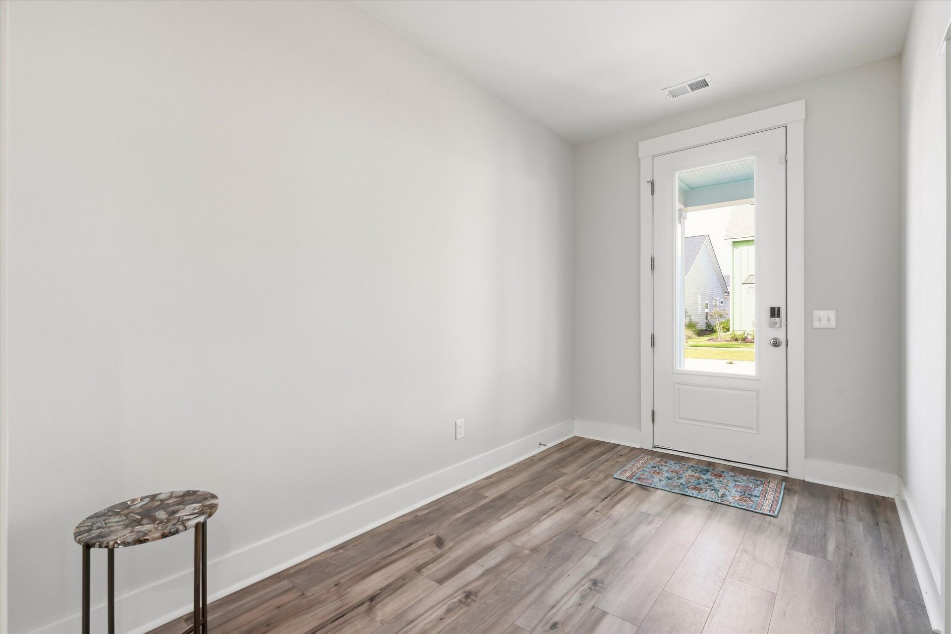 514 Enclave Lane Photo 17
