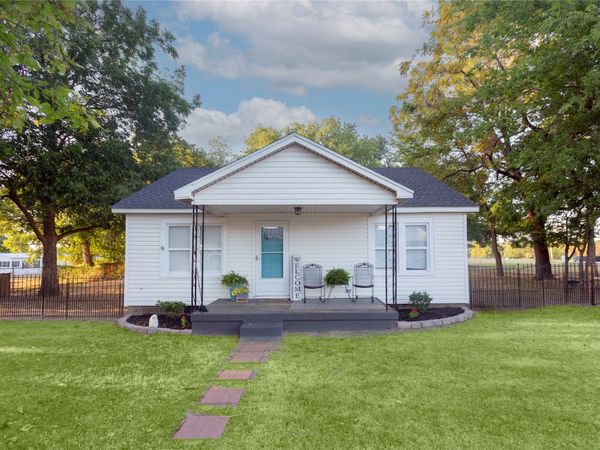 524 3rd Street , Crowder, OK 74430