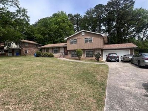 4240 Melanie Lane , Atlanta, GA 30349