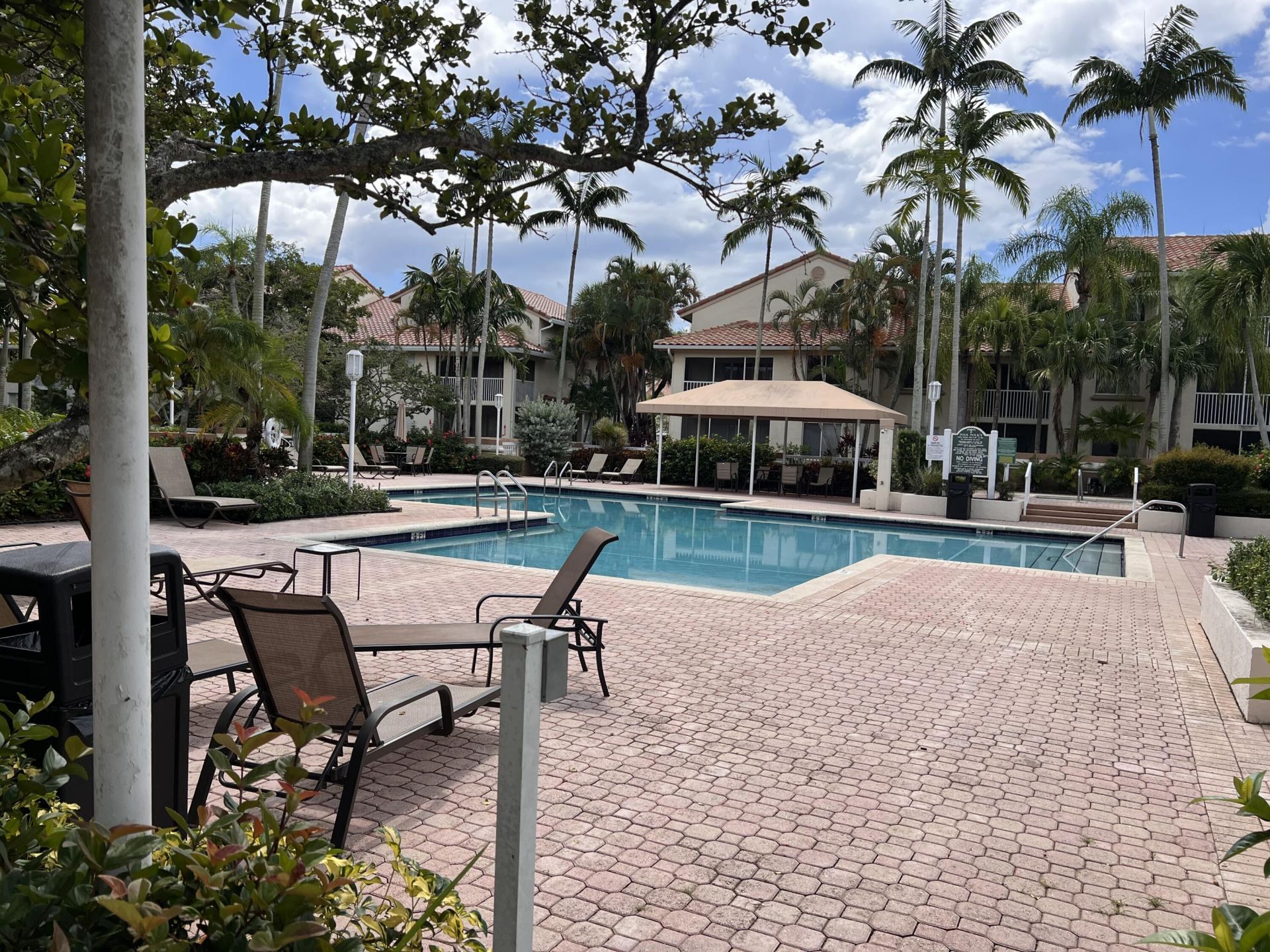 1103 Glenmoor Drive, West Palm Beach, FL 33409 Photo