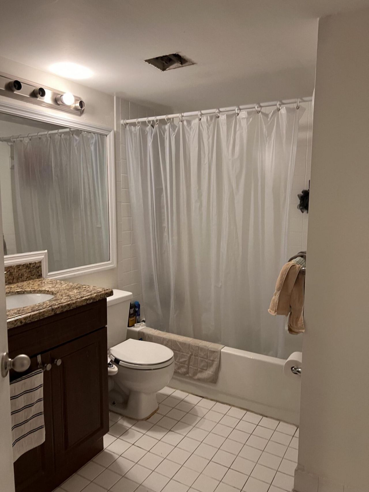 1103 Glenmoor Drive, West Palm Beach, FL 33409 Photo