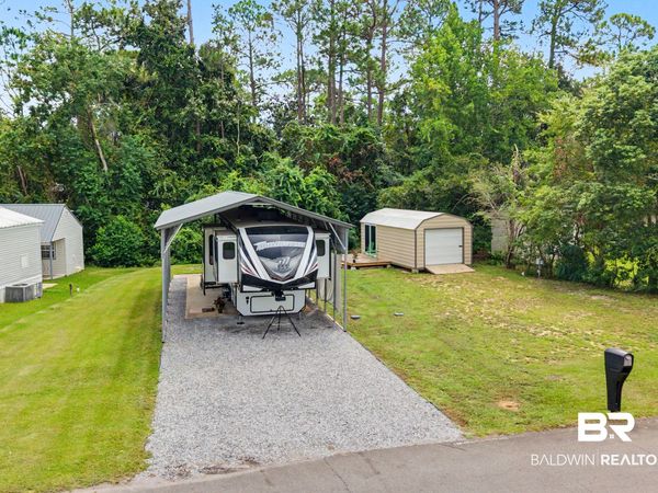 425 Elberta Loop, Lillian, AL 36549