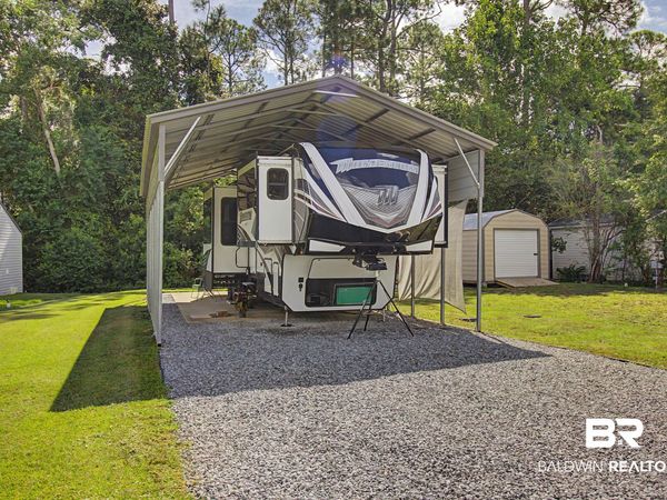 425 Elberta Loop, Lillian, AL 36549