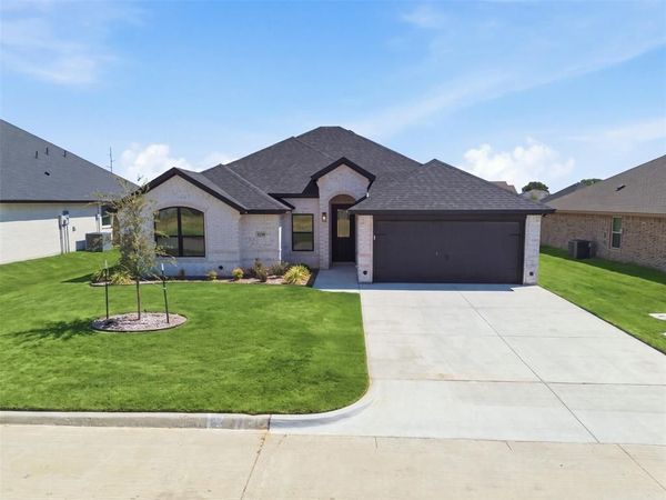 1130 Wild Rose Drive, Tolar, TX 76476