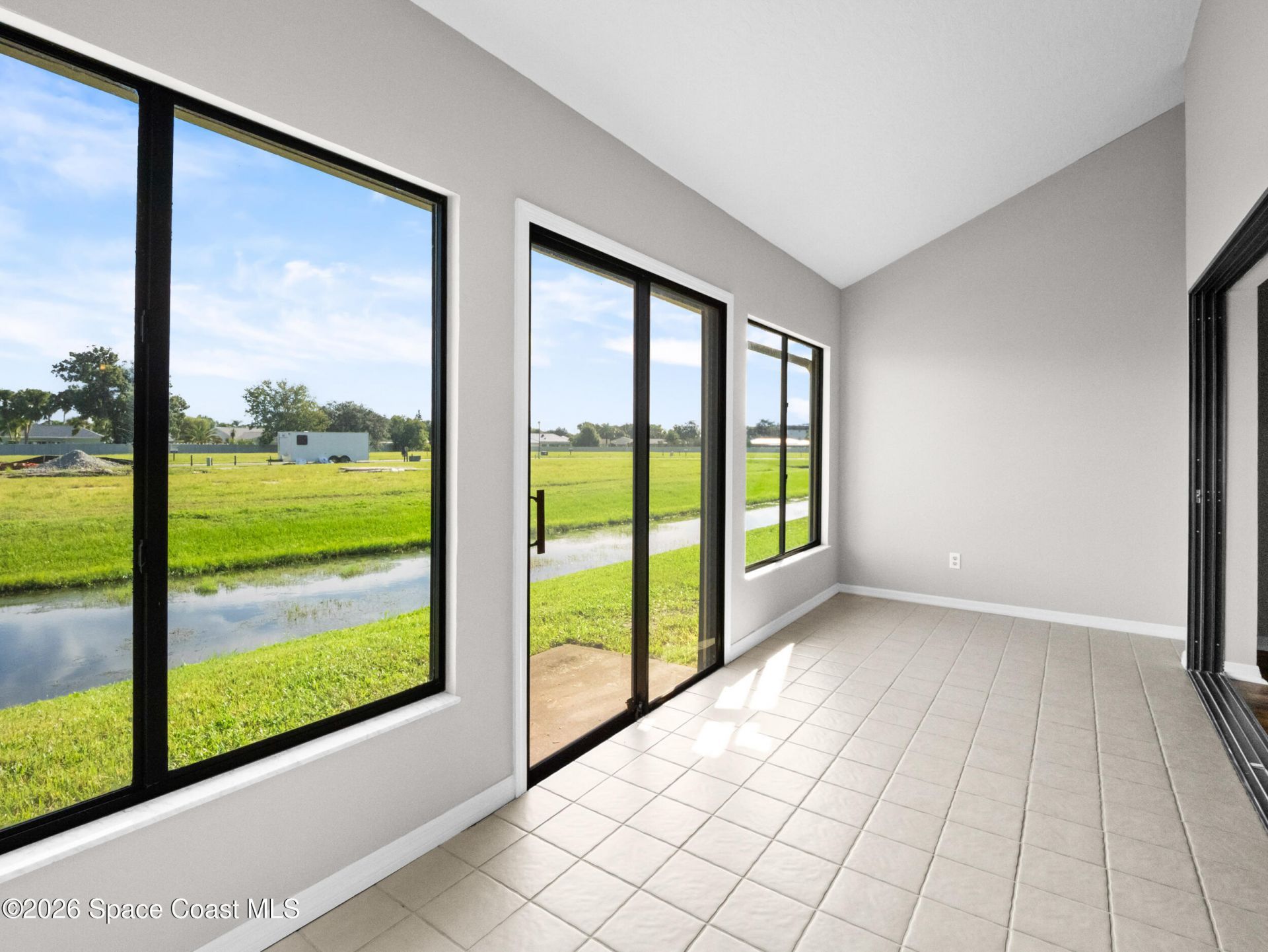 1314 Island Green Drive Ne, Unit B2-15, Palm Bay, FL 32905 Photo