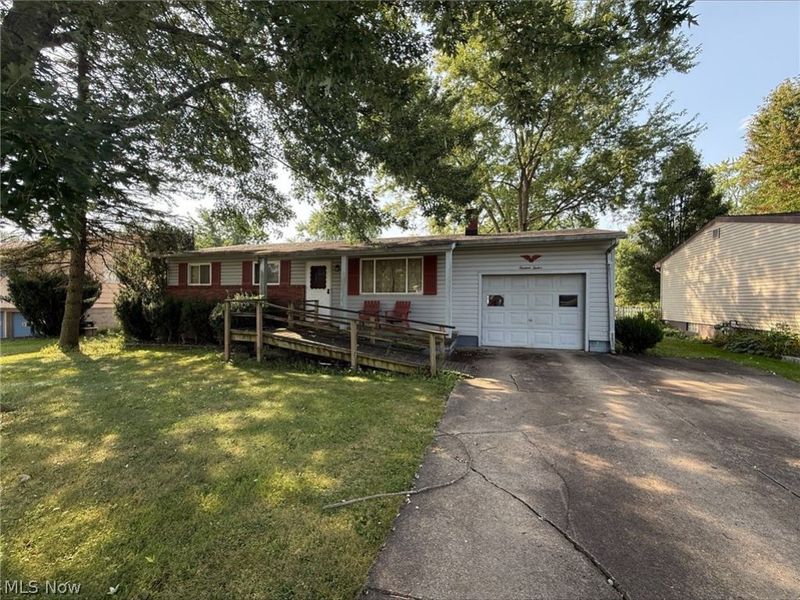 1312 Deforest Road SE, Warren, OH 44484 Photo 4