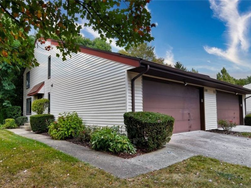 32623 Jefferson Drive, Solon, OH 44139 Photo 1