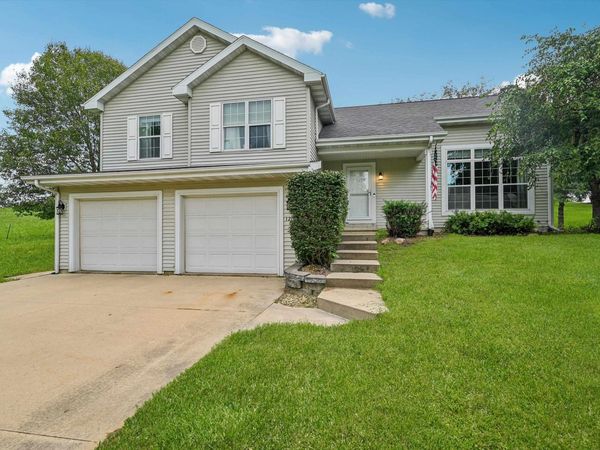 1201 NE 1st Avenue, Waverly, IA 50677