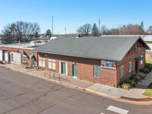 205 2nd Street SW, Braham, MN 55006