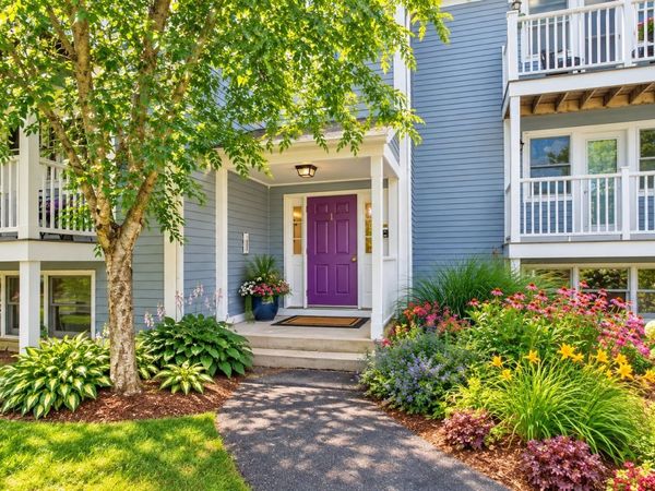 44 Evergreen Rd, Unit 202, Northampton, MA 01053