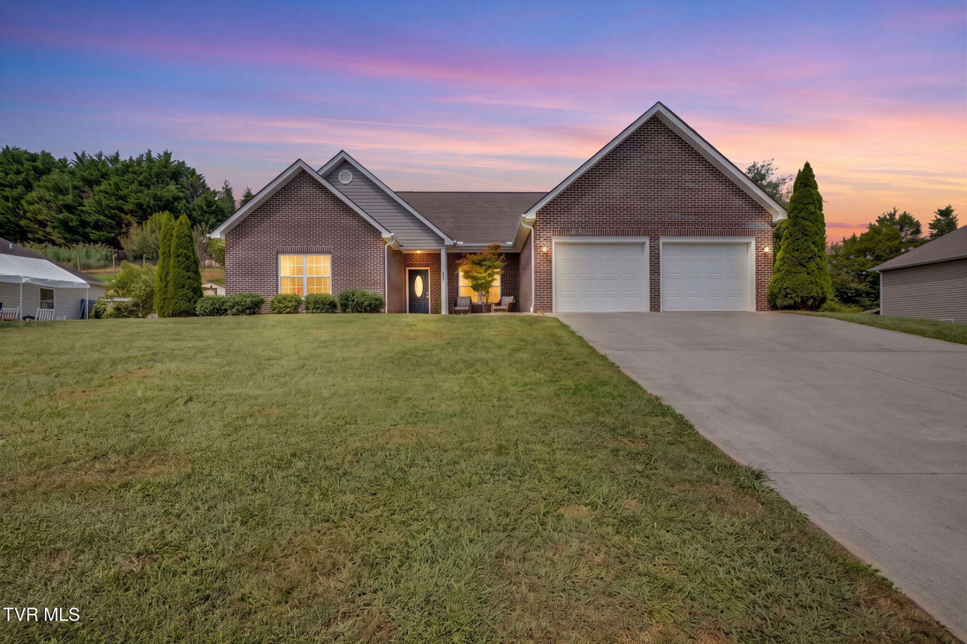 1338 Glen Abbey Way, Gray, TN 37615 Main Photo