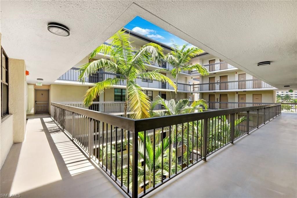 601 Seaview Ct, Unit C506, Marco Island, FL 34145 Photo