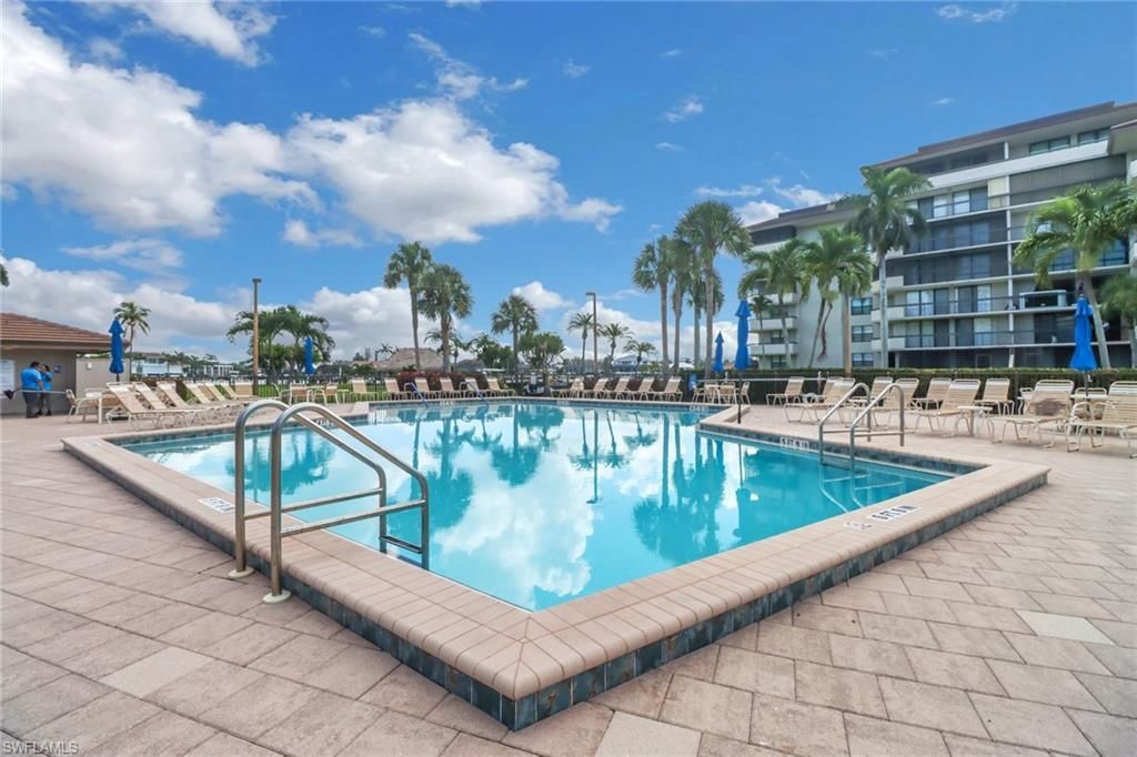 601 Seaview Ct, Unit C506, Marco Island, FL 34145 Photo