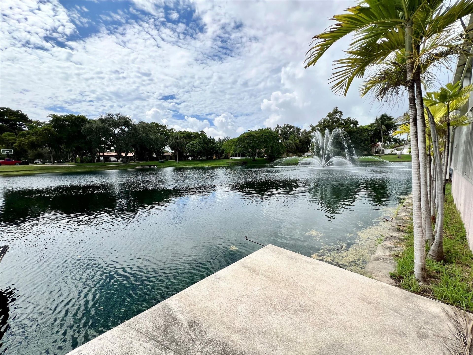 6914 Holly Road, Miami Lakes, FL 33014 Photo