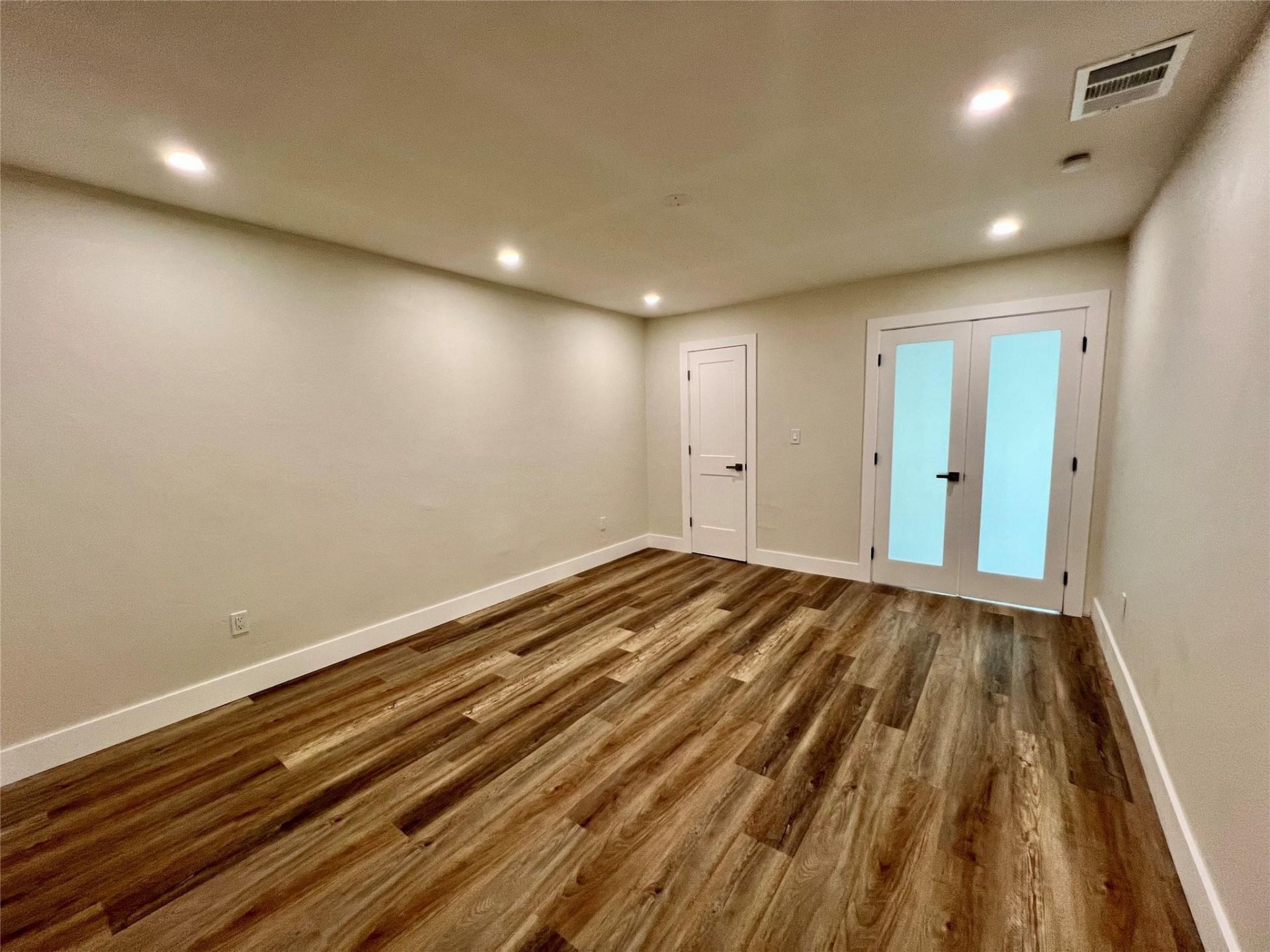 6914 Holly Road, Miami Lakes, FL 33014 Photo