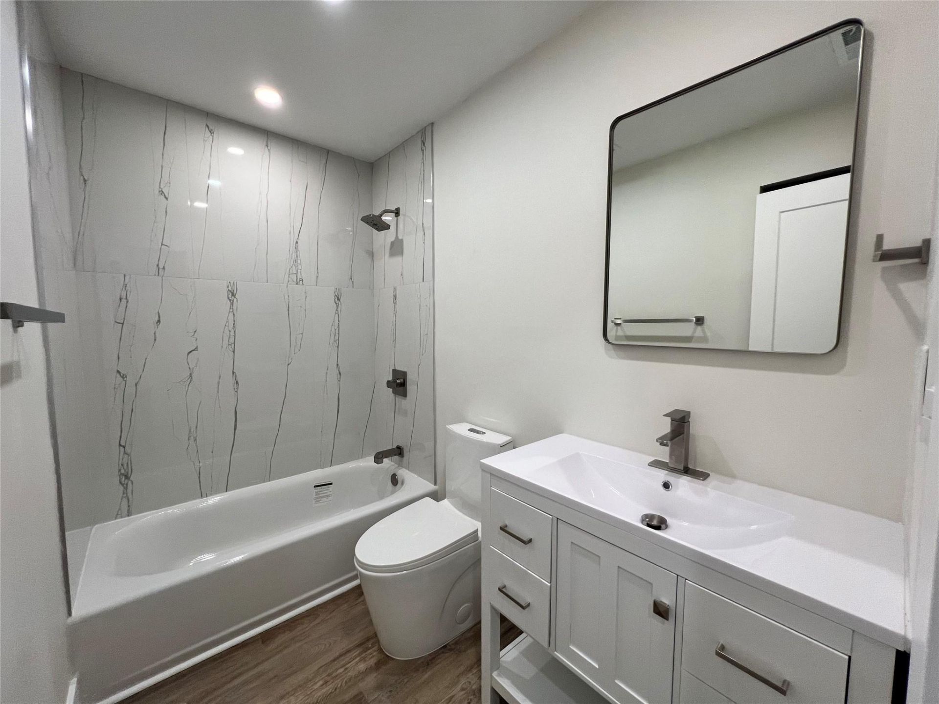 6914 Holly Road, Miami Lakes, FL 33014 Photo