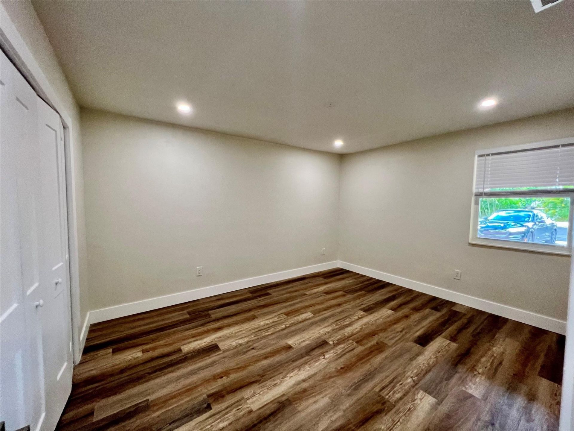 6914 Holly Road, Miami Lakes, FL 33014 Photo