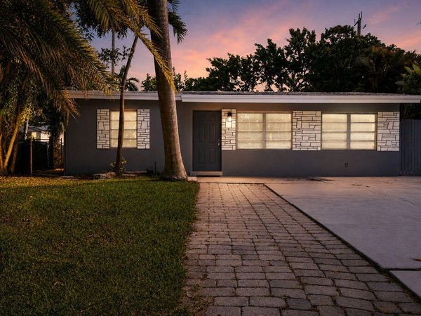 1472 NE 25TH Court, Pompano Beach, FL 33064