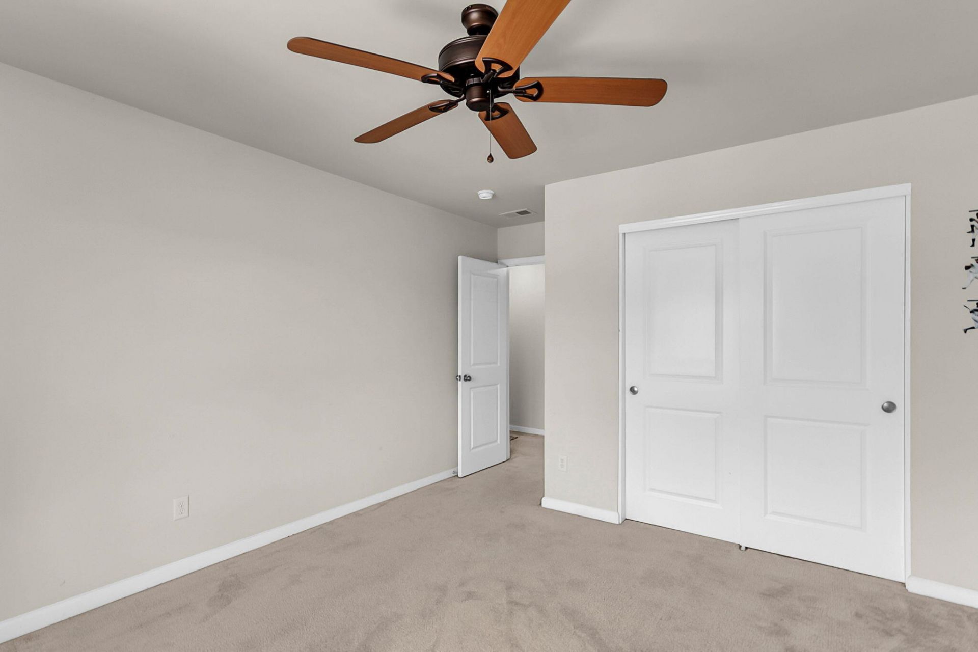 1768 Grovehurst Drive Photo 41