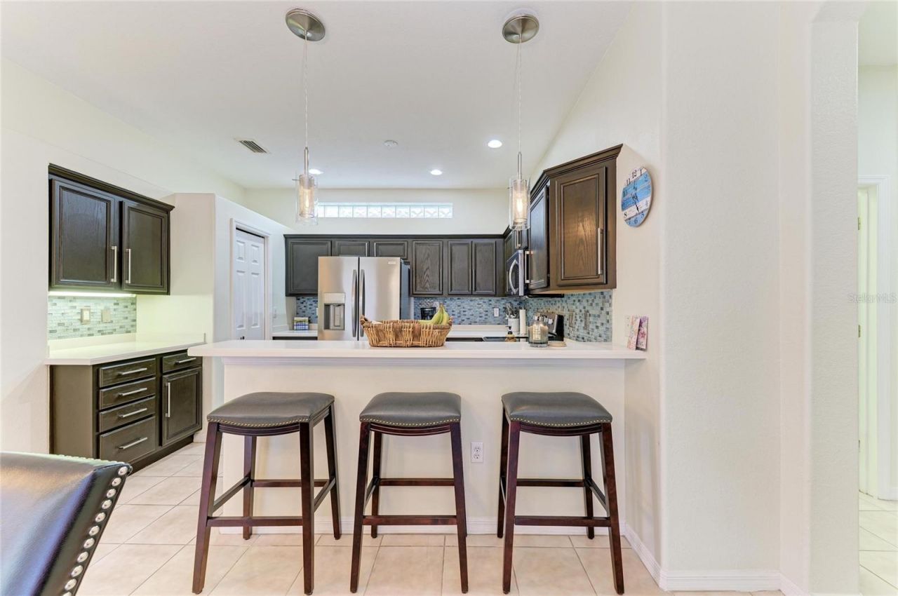 7751 33rd Street E, Sarasota, FL 34243 Photo