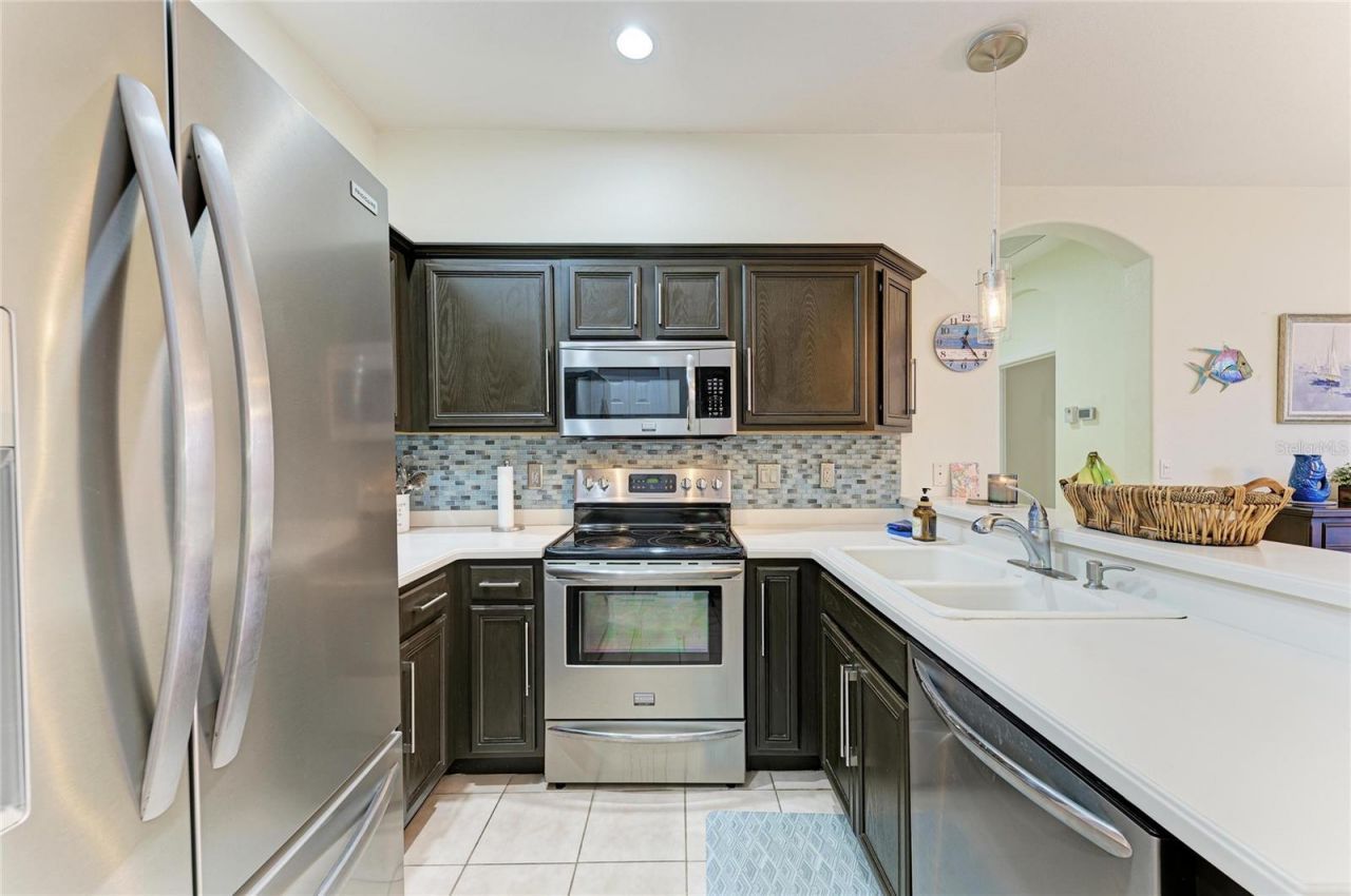 7751 33rd Street E, Sarasota, FL 34243 Photo