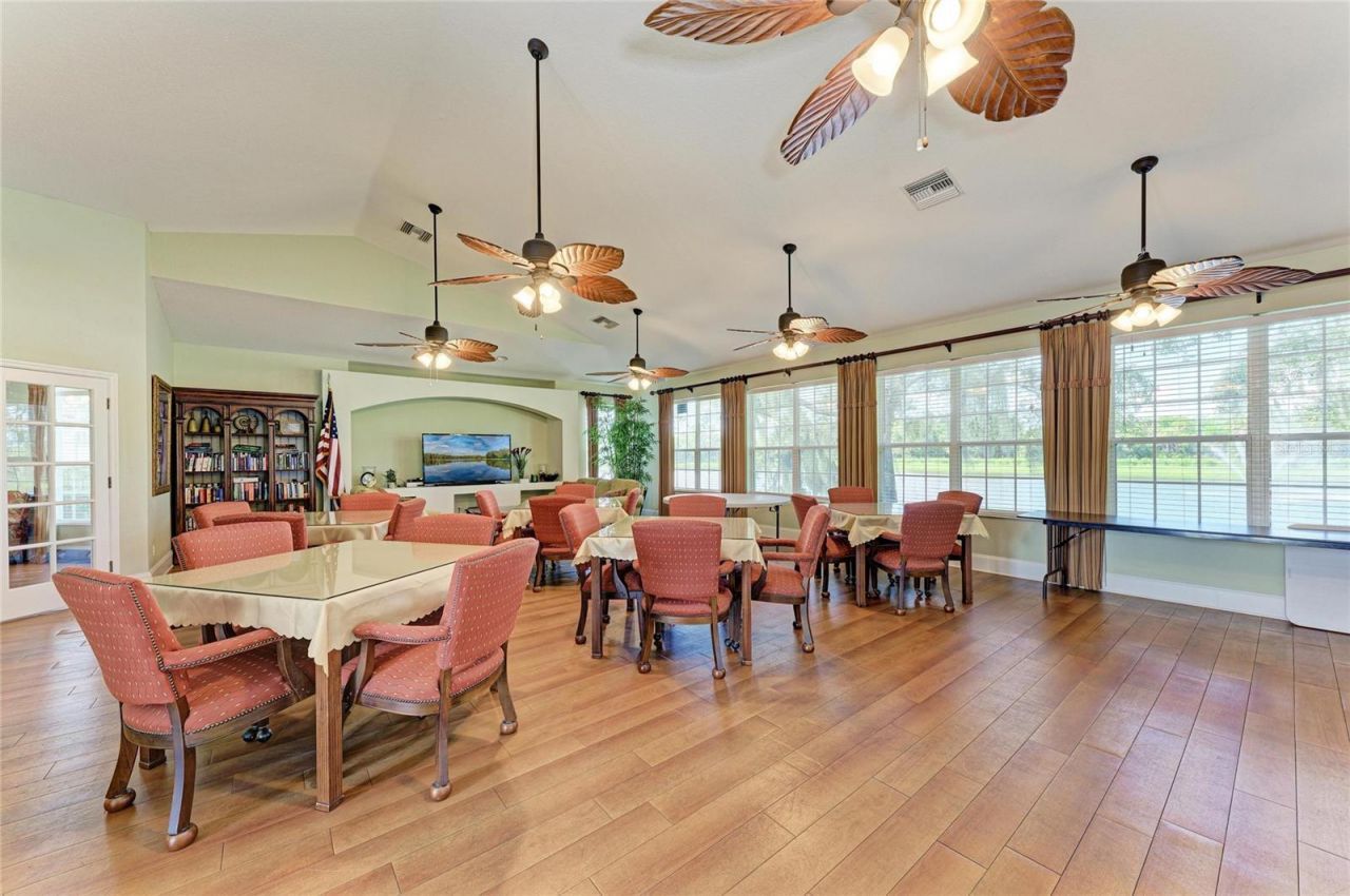 7751 33rd Street E, Sarasota, FL 34243 Photo