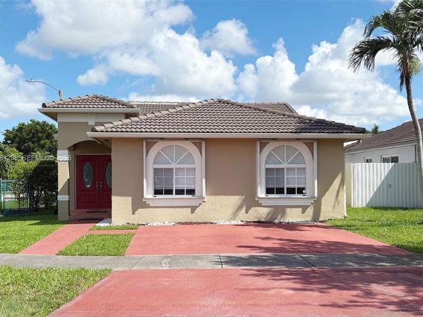3397 W 72nd Pl , Hialeah, FL 33018