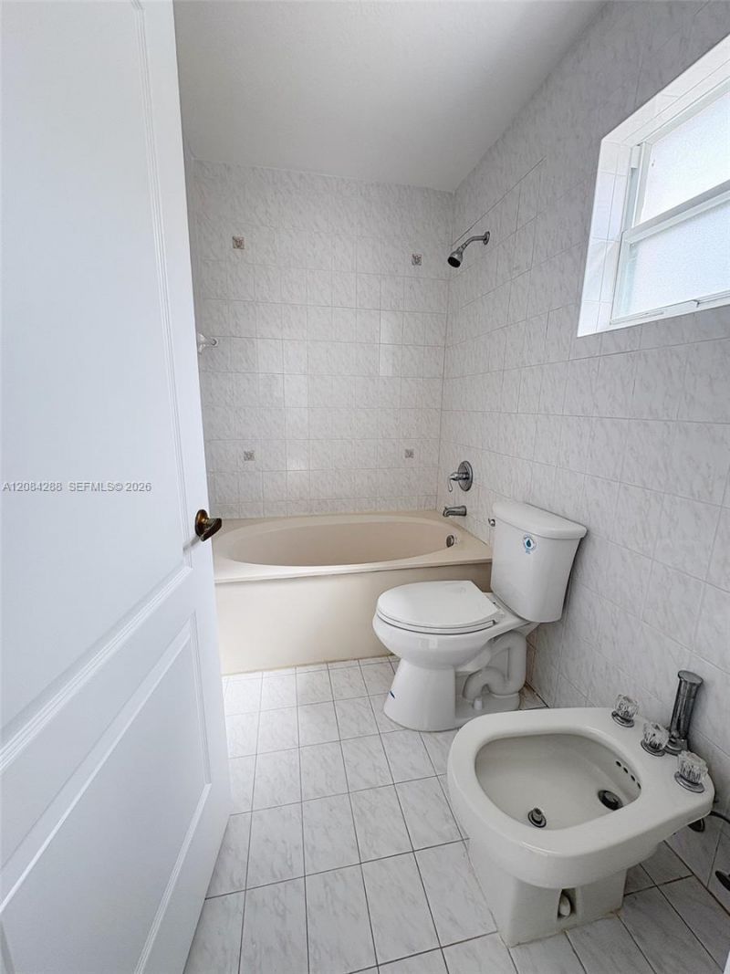 3397 W 72nd Pl , Hialeah, FL 33018 Photo