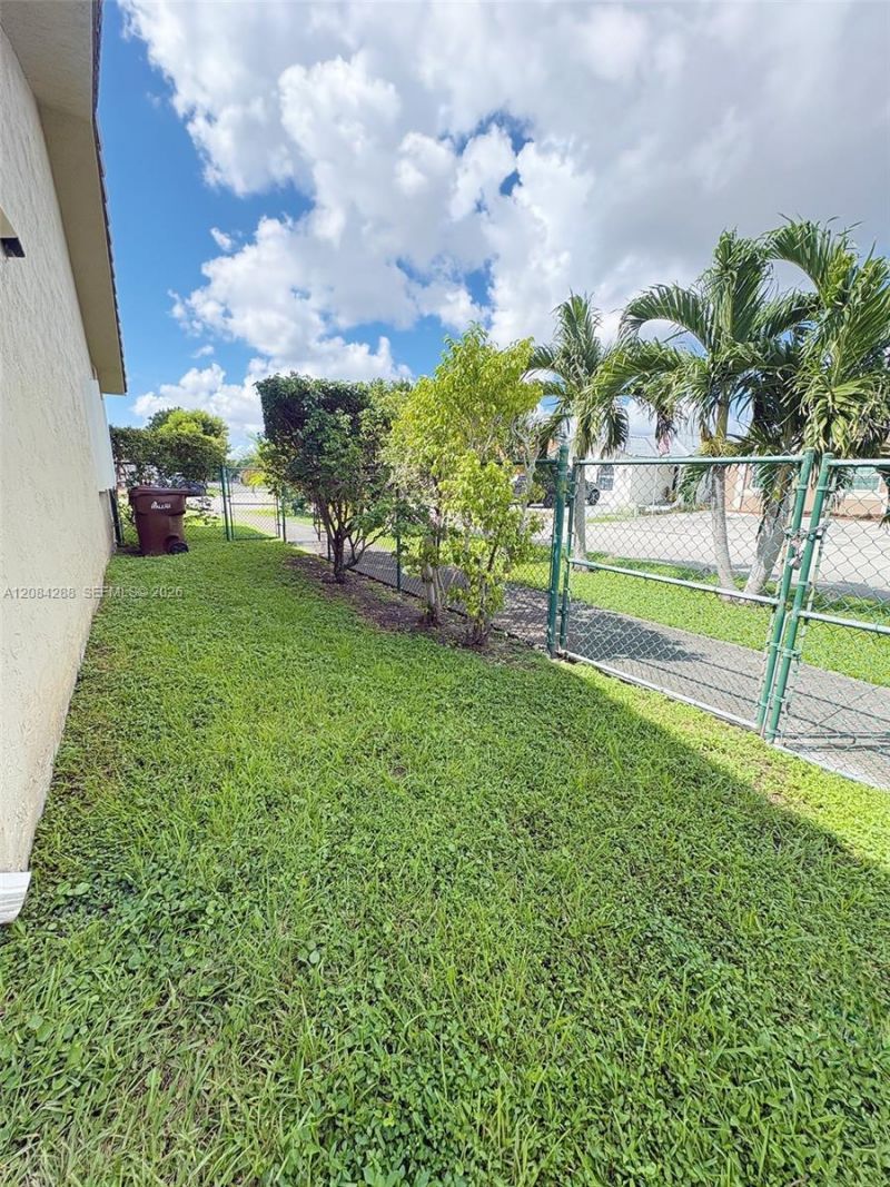 3397 W 72nd Pl , Hialeah, FL 33018 Photo