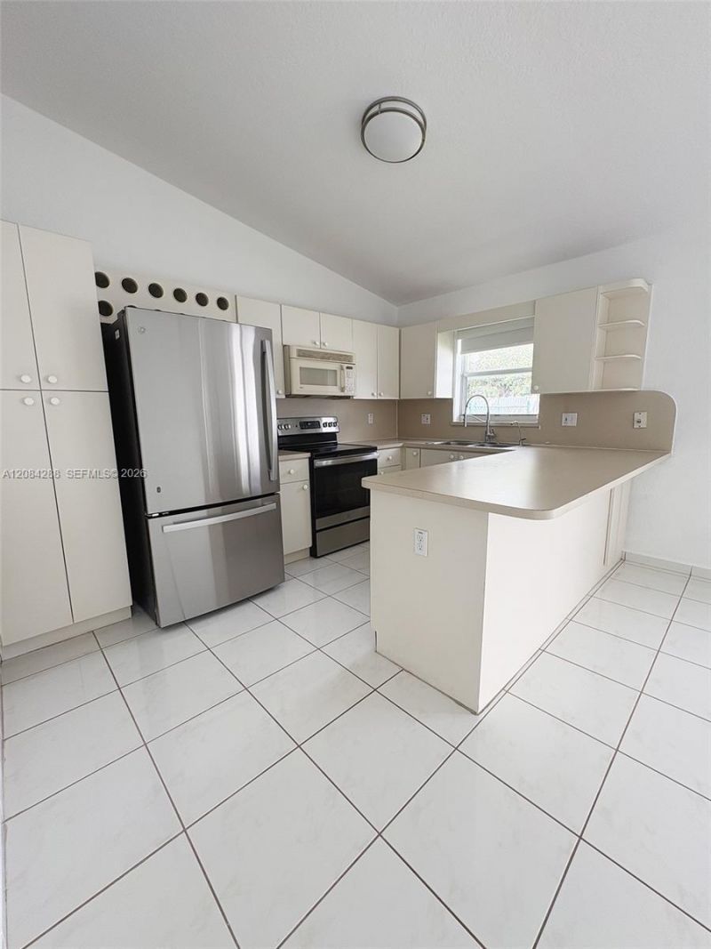 3397 W 72nd Pl , Hialeah, FL 33018 Photo