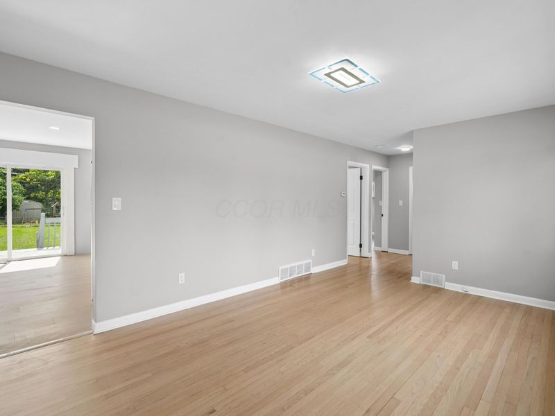 3399 Clime Road, Columbus, OH 43223 Photo 7