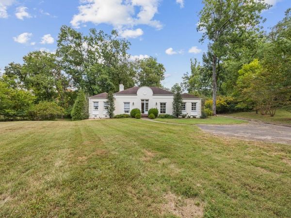 500 Torrington Ct, Nashville, TN 37205