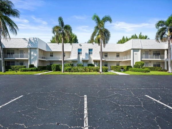 1205 E SANDY Lane E, Unit 249, Singer Island, FL 33404