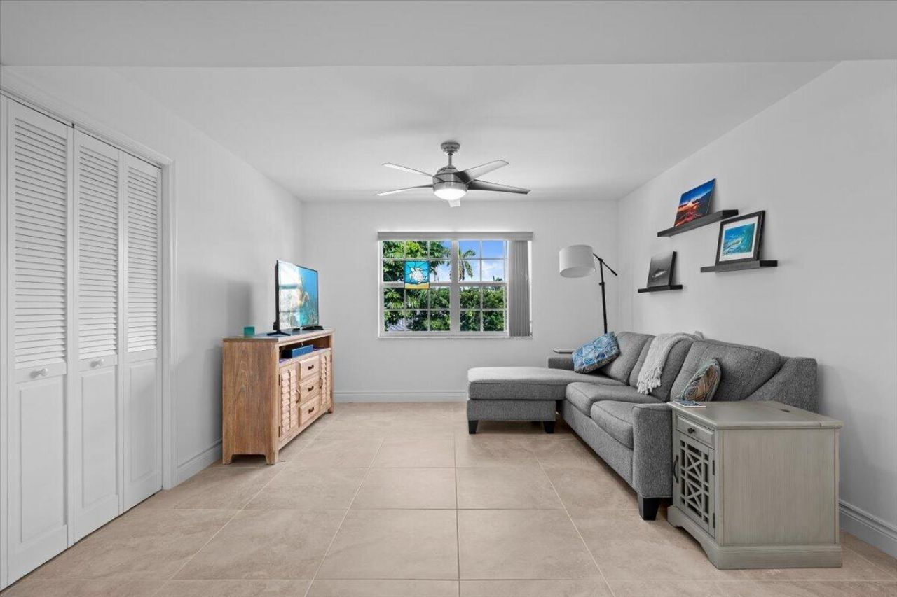 1205 E Sandy Lane E, Unit 249, Singer Island, FL 33404 Photo