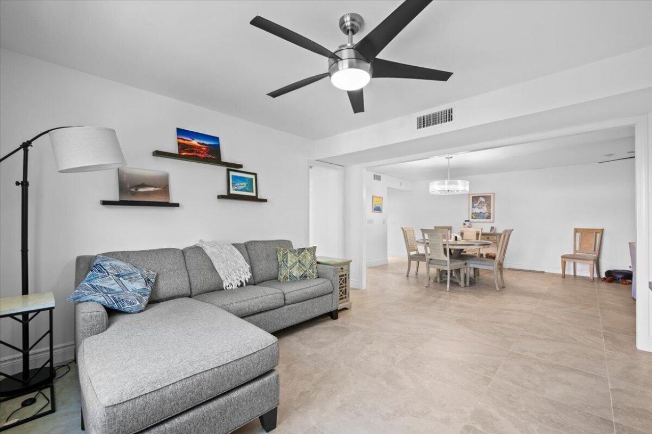 1205 E Sandy Lane E, Unit 249, Singer Island, FL 33404 Photo