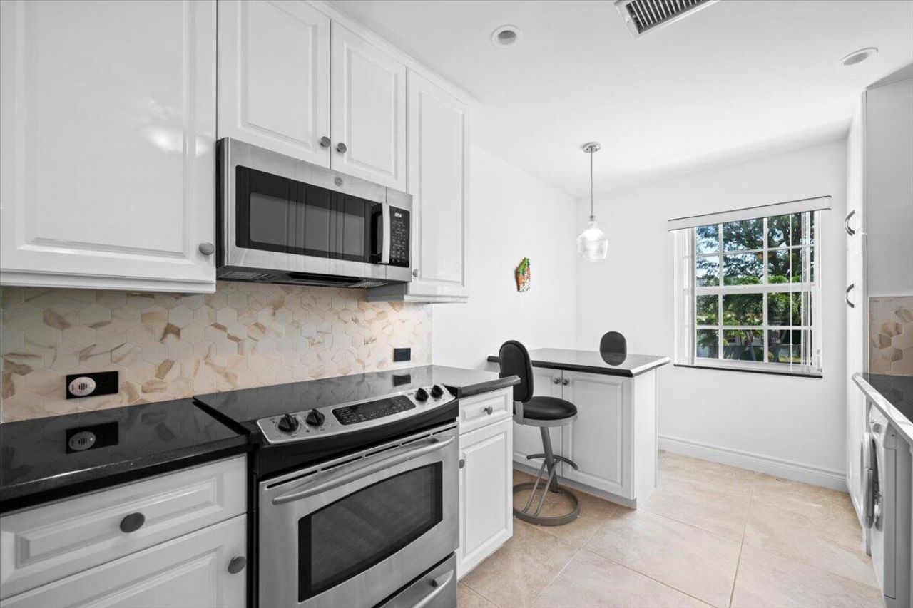 1205 E Sandy Lane E, Unit 249, Singer Island, FL 33404 Photo