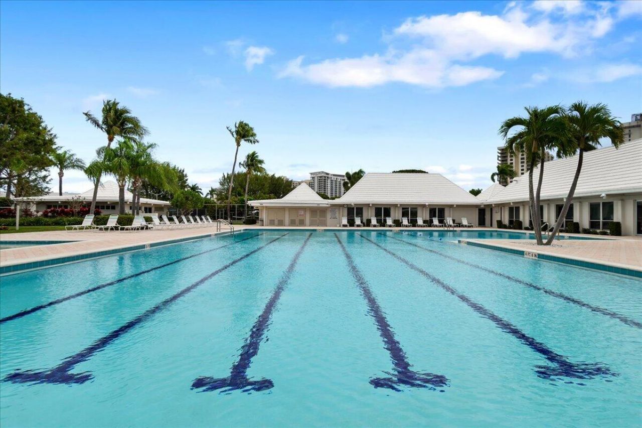 1205 E Sandy Lane E, Unit 249, Singer Island, FL 33404 Photo