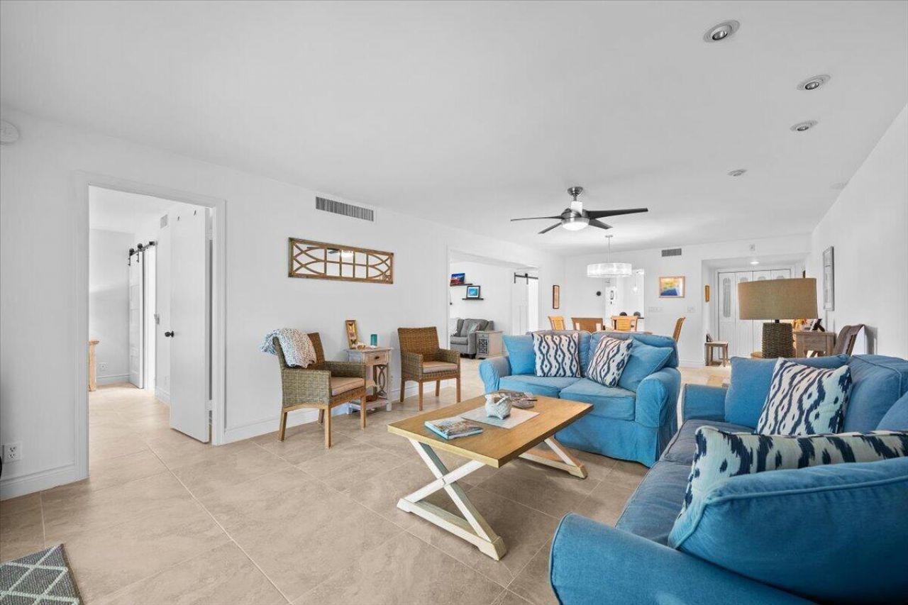 1205 E Sandy Lane E, Unit 249, Singer Island, FL 33404 Photo