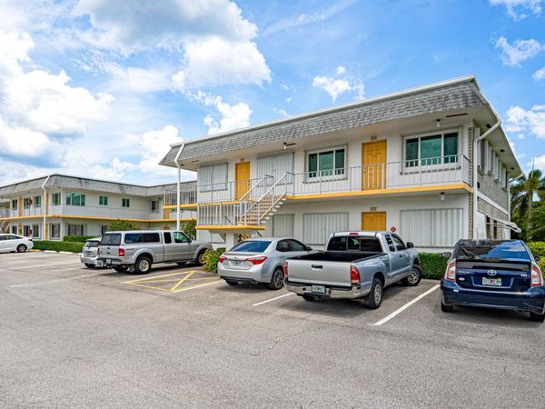 3120 Lake Osborne Drive, Lake Worth Beach, FL 33461