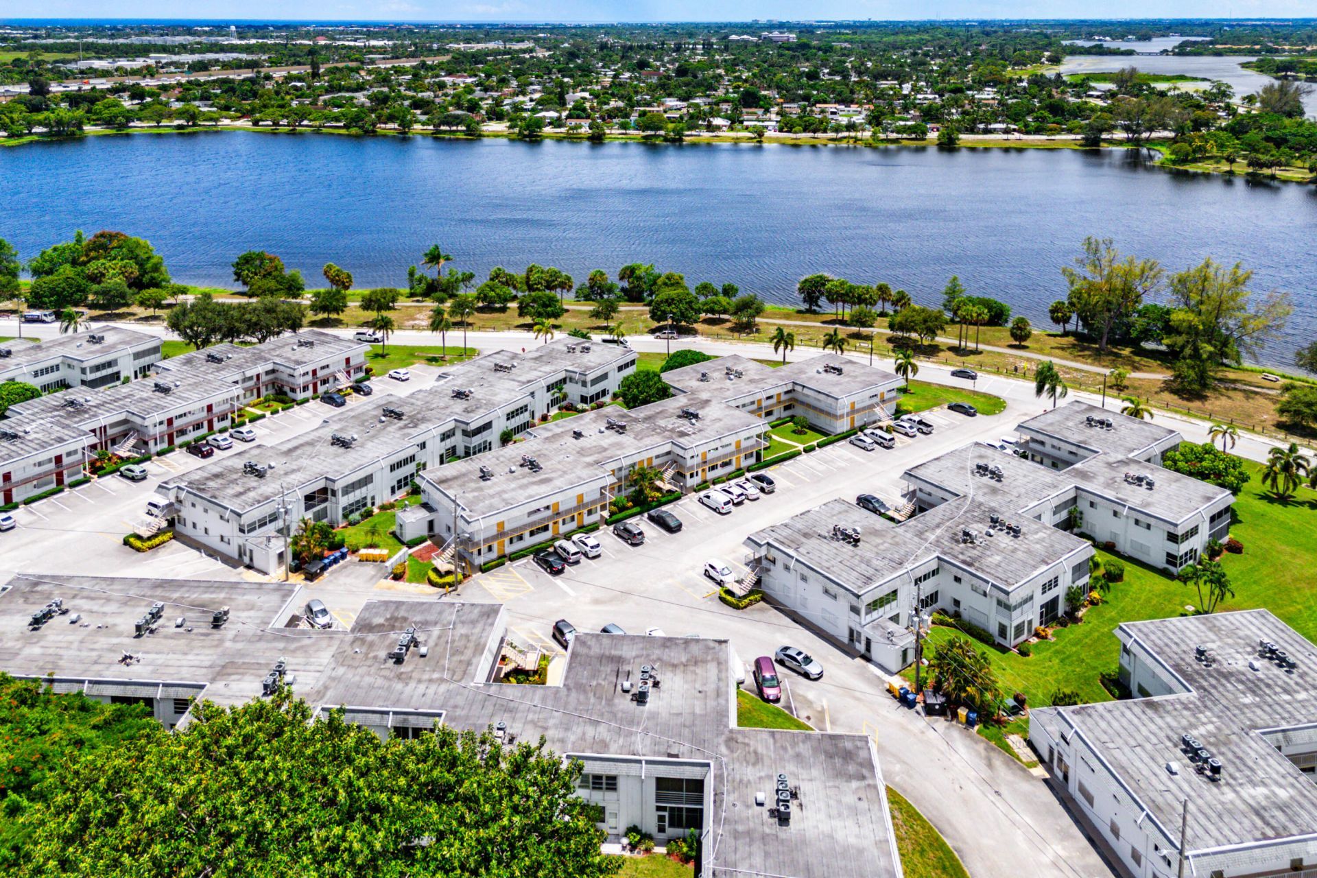 3120 Lake Osborne Drive, Unit Bldg 7 Uni, Lake Worth Beach, FL 33461 Photo