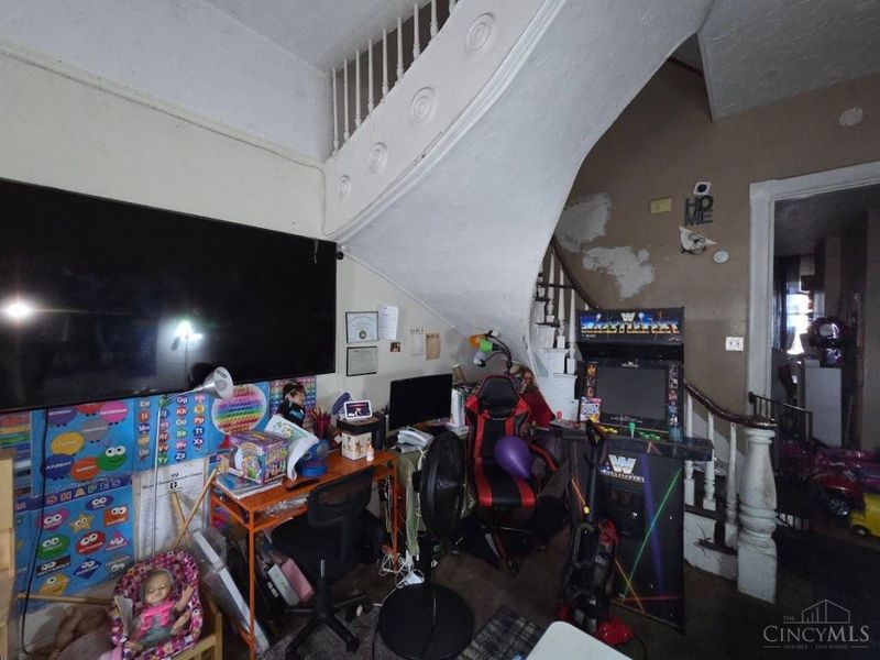 412 Dayton Street, Cincinnati, OH 45214 Photo 4