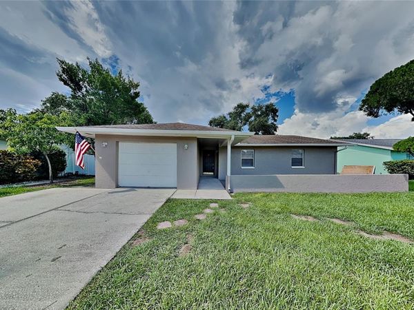 TAMPA, FL 33625