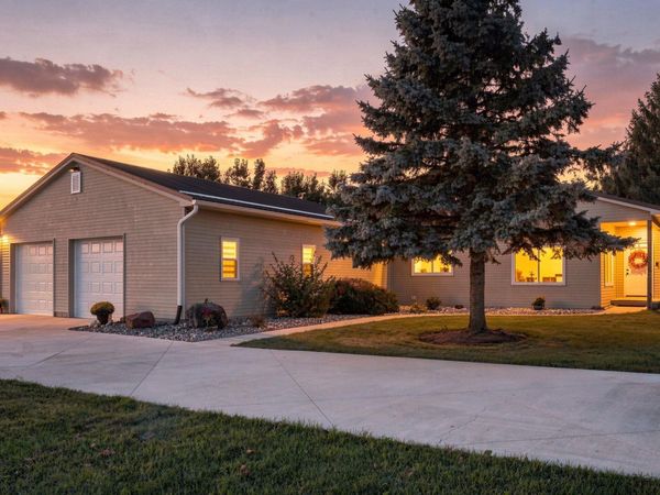 2925 W Buckles Road, Columbia City, IN 46725