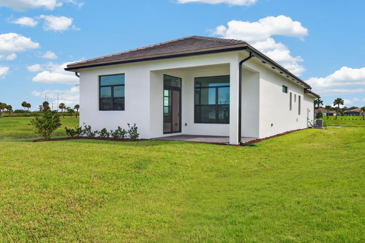 7920 SW Andrea Way, Port Saint Lucie, FL 34987 Photo