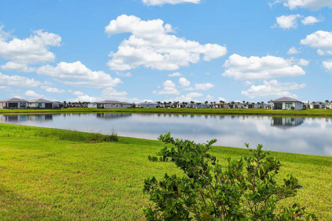 7920 SW Andrea Way, Port Saint Lucie, FL 34987 Photo