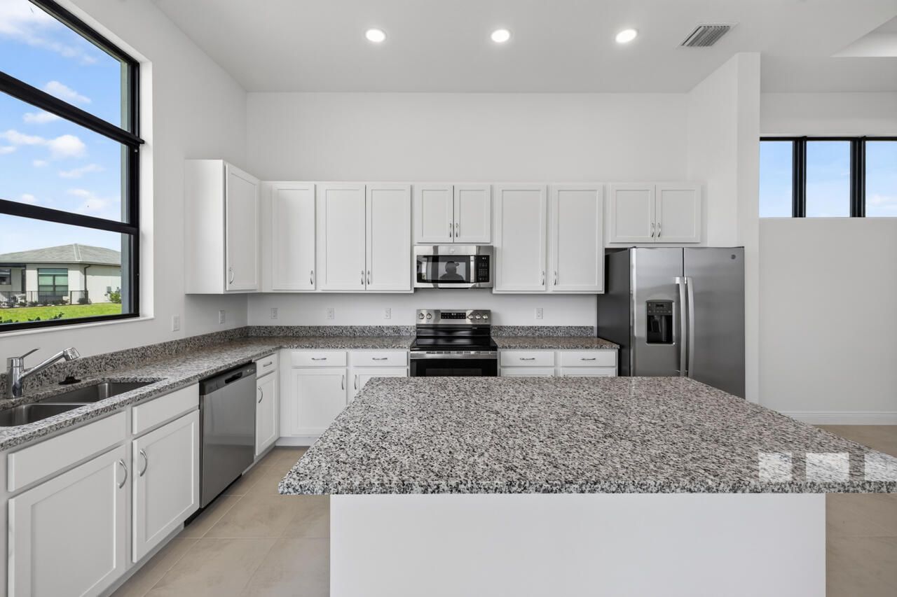 7920 SW Andrea Way, Port Saint Lucie, FL 34987 Photo
