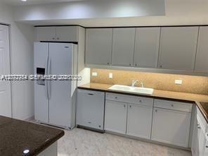 8855 Collins Ave, Unit 5B, Surfside, FL 33154 Photo